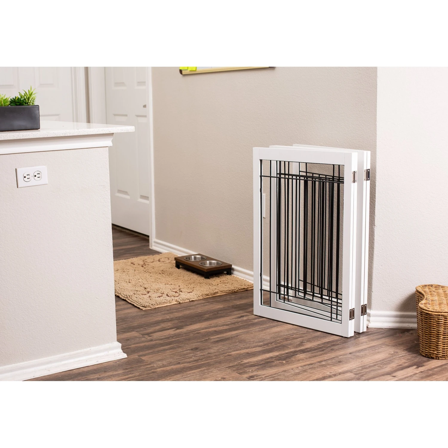 Internet's Best Traditional Wire Dog Gate, 30-in - Image 8