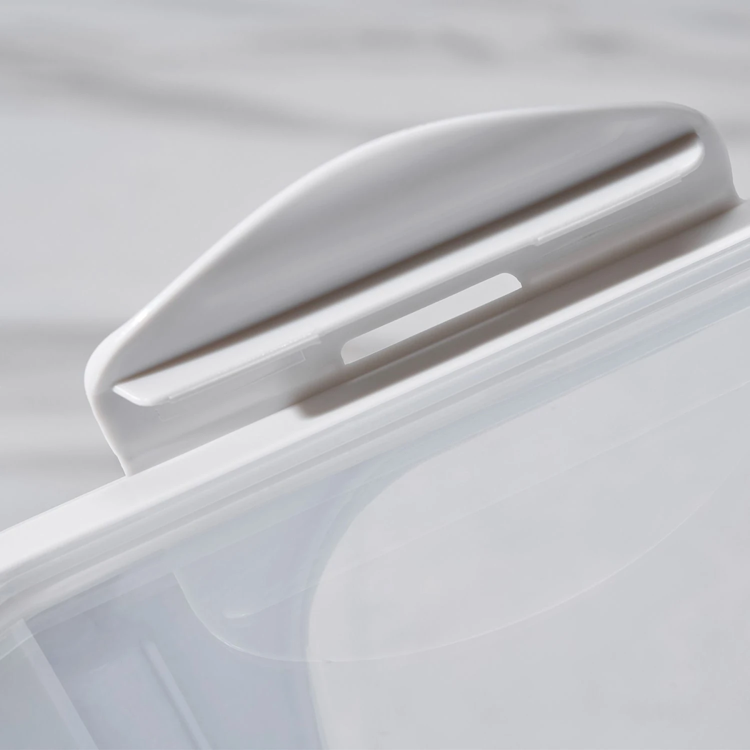 Hanamya BPA Free Pet Food Storage Container & Measuring Cup, White - Image 8